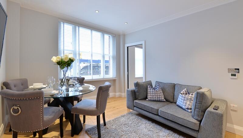 1 bed property in 39 Hill Street, London, London